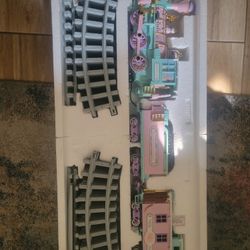 Precious Moments  Sugar Town Express 