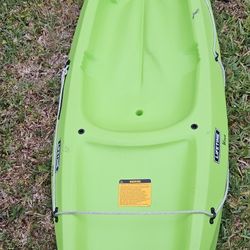 Youth Or Small Adult Lifetime Wave Kayak For Sale Comes With Paddle