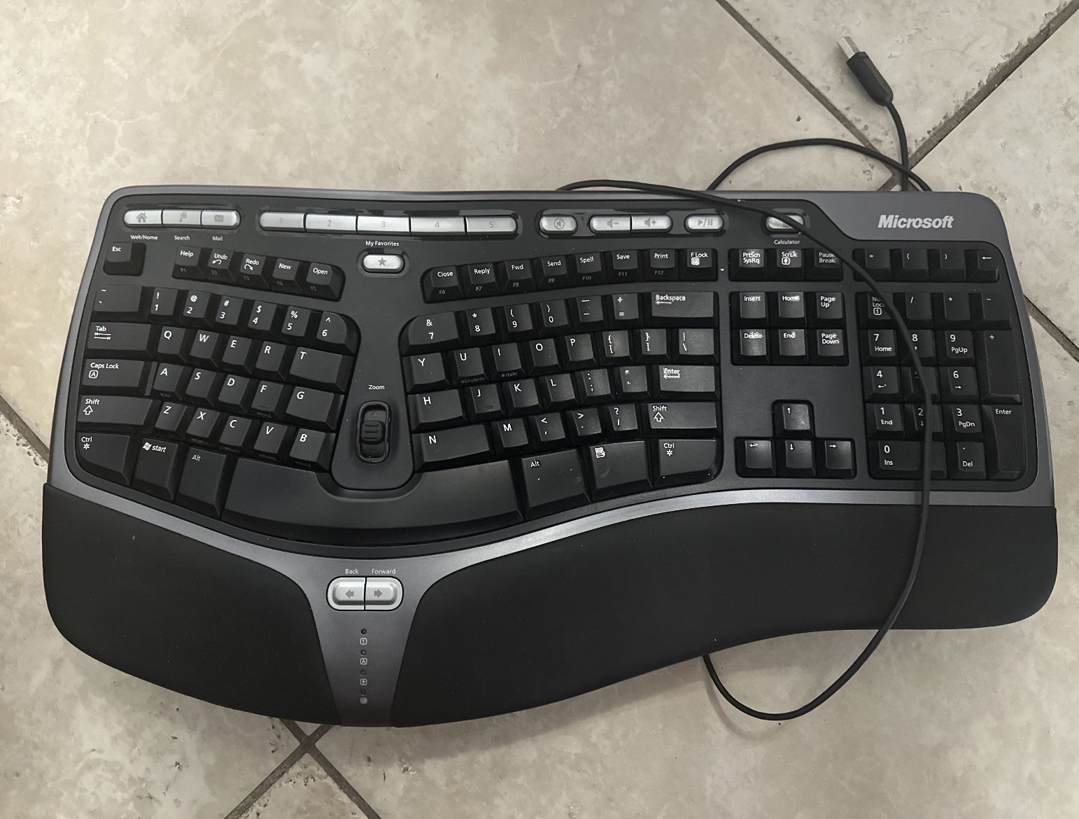 Microsoft Wired Natural Ergonomic Keyboard 4000