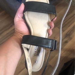 Sandles Size 9
