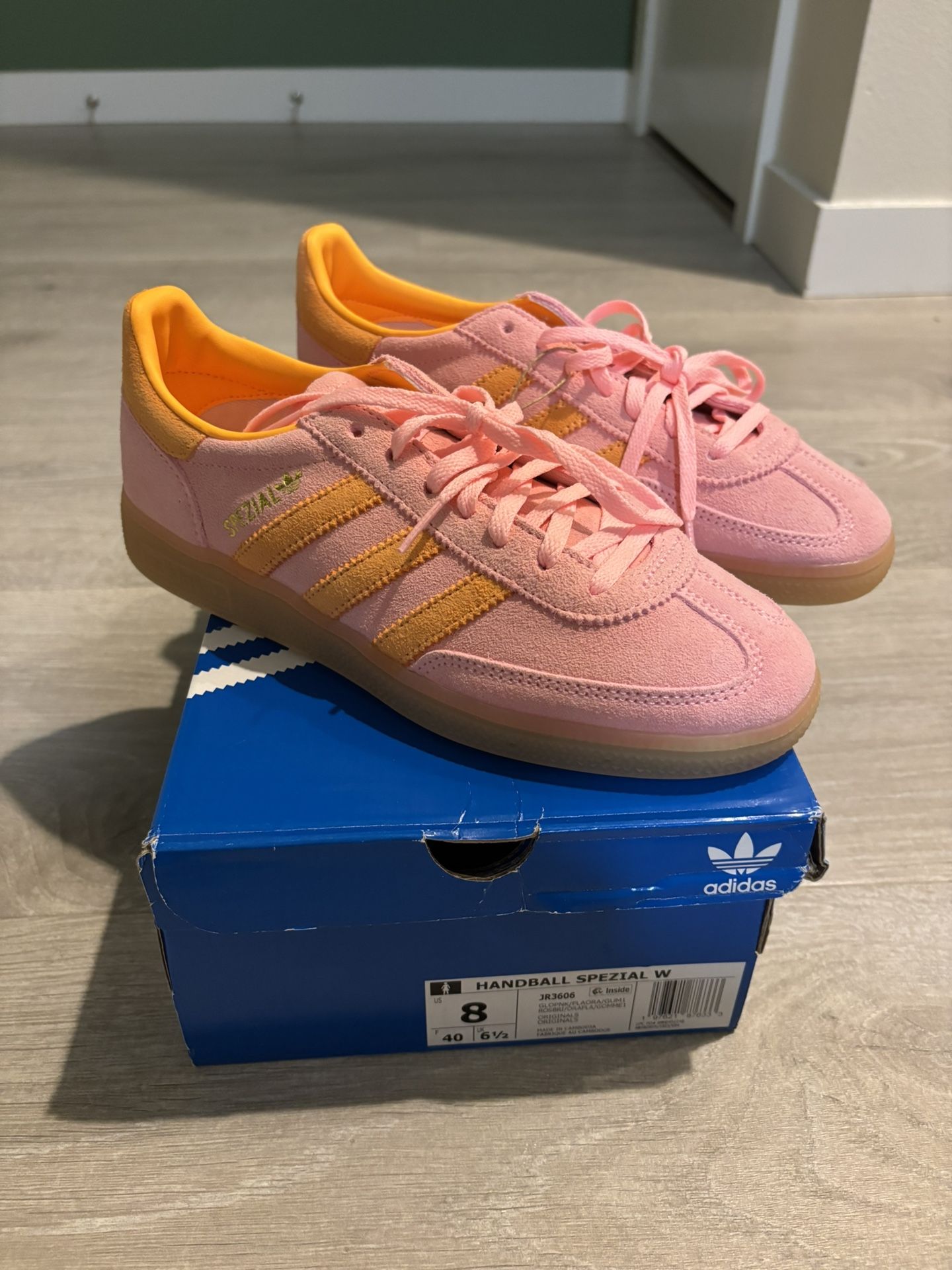 Adidas Handball Spezial W Glow Pink – Brand New w/ Box
