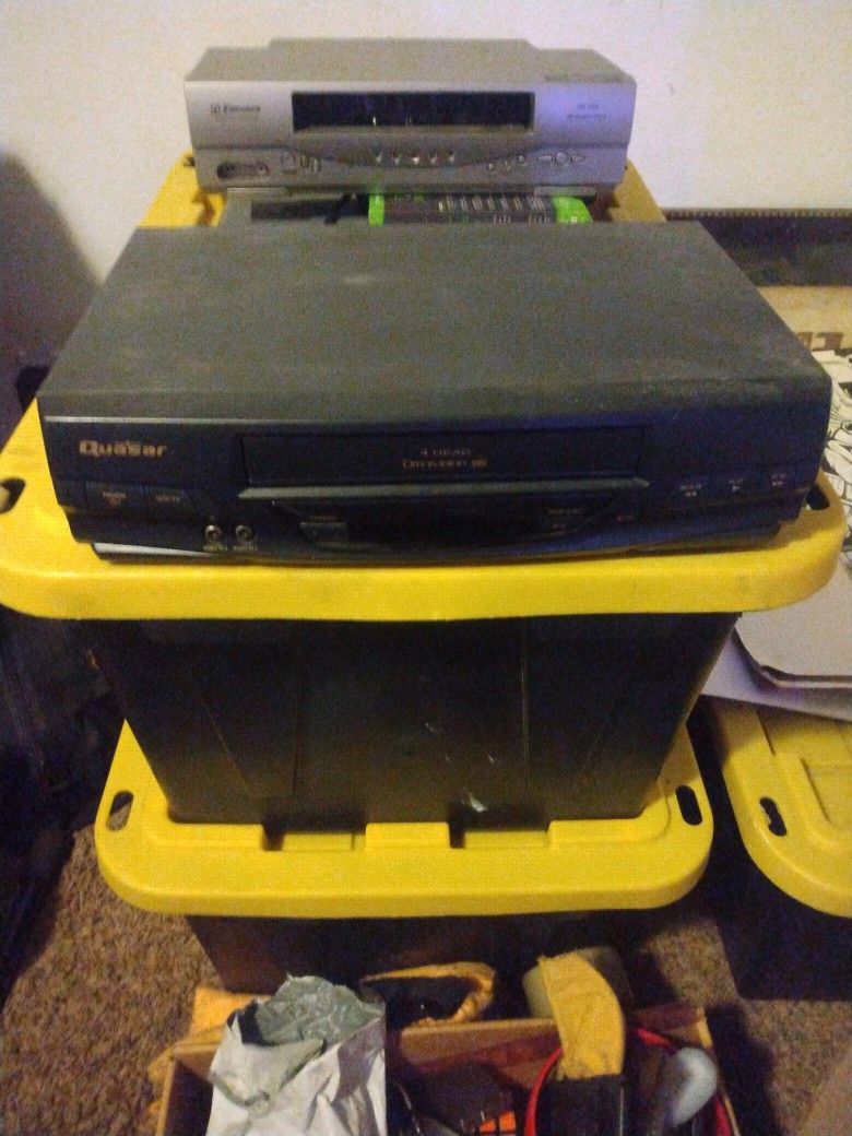 Quasar Vcr VHS Player