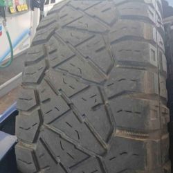 LT275/70R18  NITTO RIDGE GRAPPLER TIRES (4)