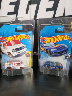 HotWheels Treasure Hunts