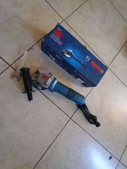 Bosch
7.5 Amp Corded 4-1/2 in. Angle Grinder with Lock-on Slide Switch