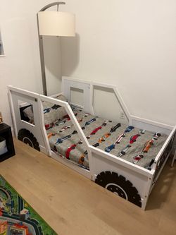 Kids Truck-Shaped Toddler Bed Frame
