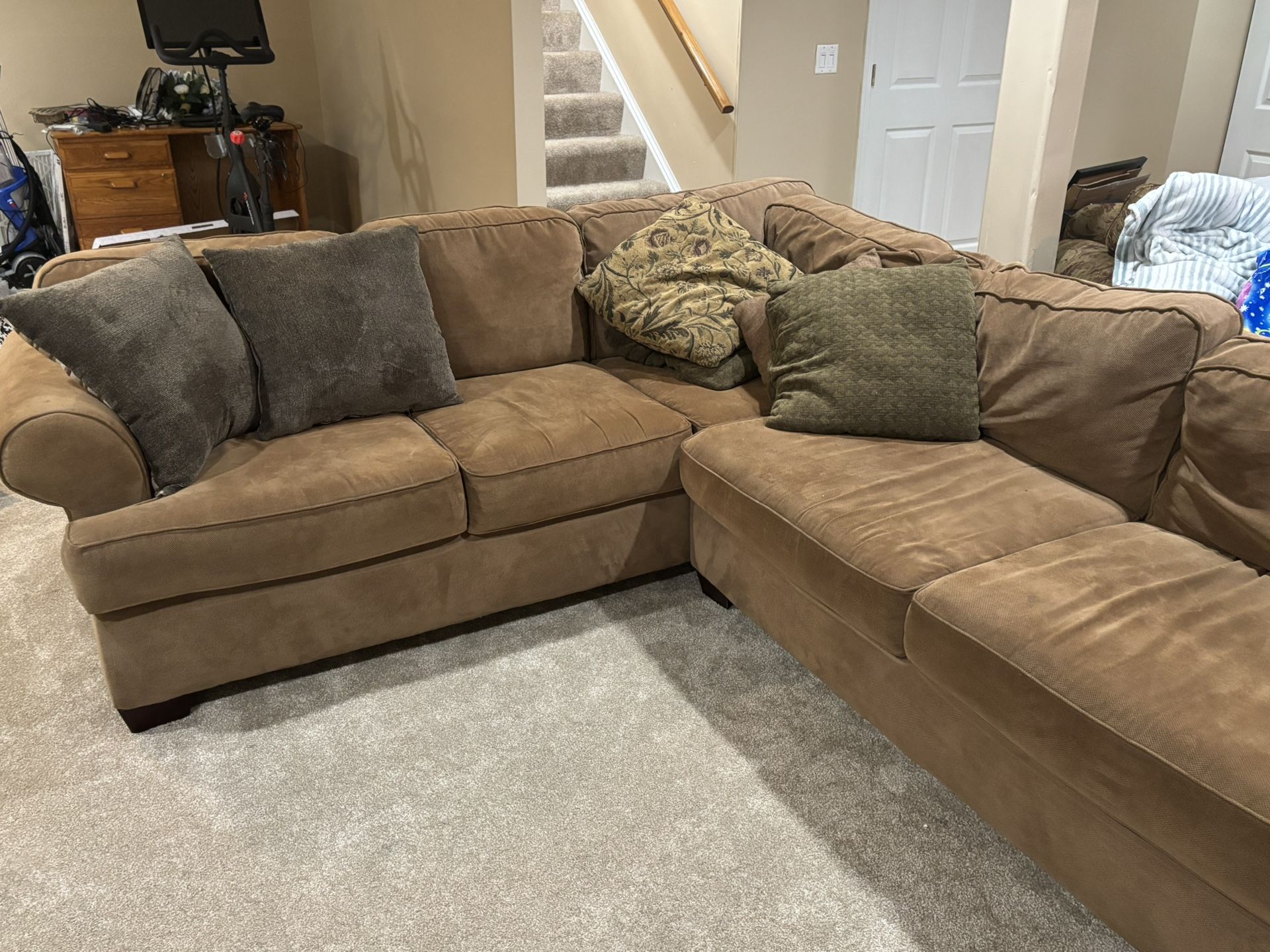 Tan 3-piece Sectional Sofa