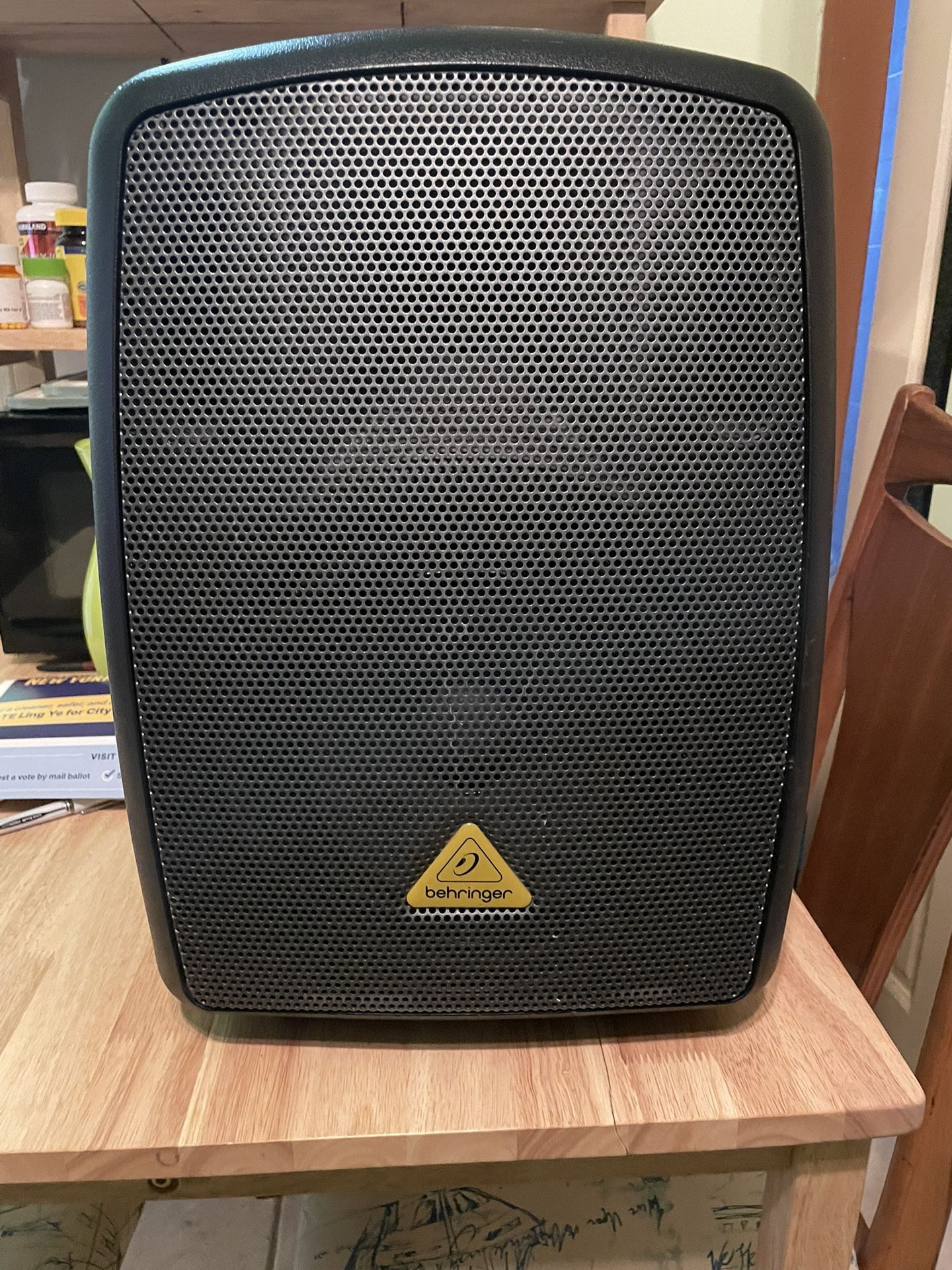 Behringer MPA40BT Portable 40 Watt PA System Bluetooth Microphone