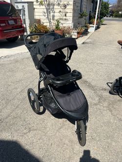 Jogging stroller