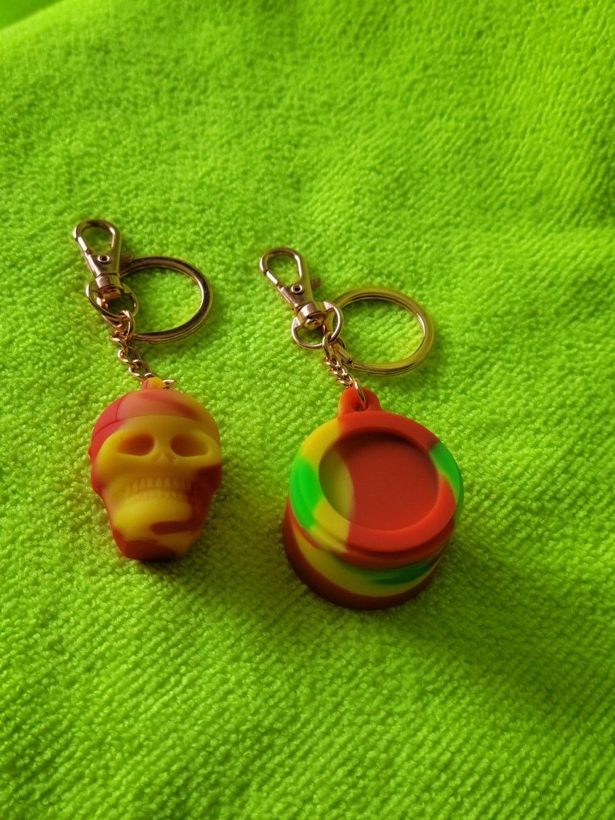 RD/YLW 3ml Skull/6ml Cylinder Silicone Wax/Dab/Oil Storage Container Keychains + 3 Freebies