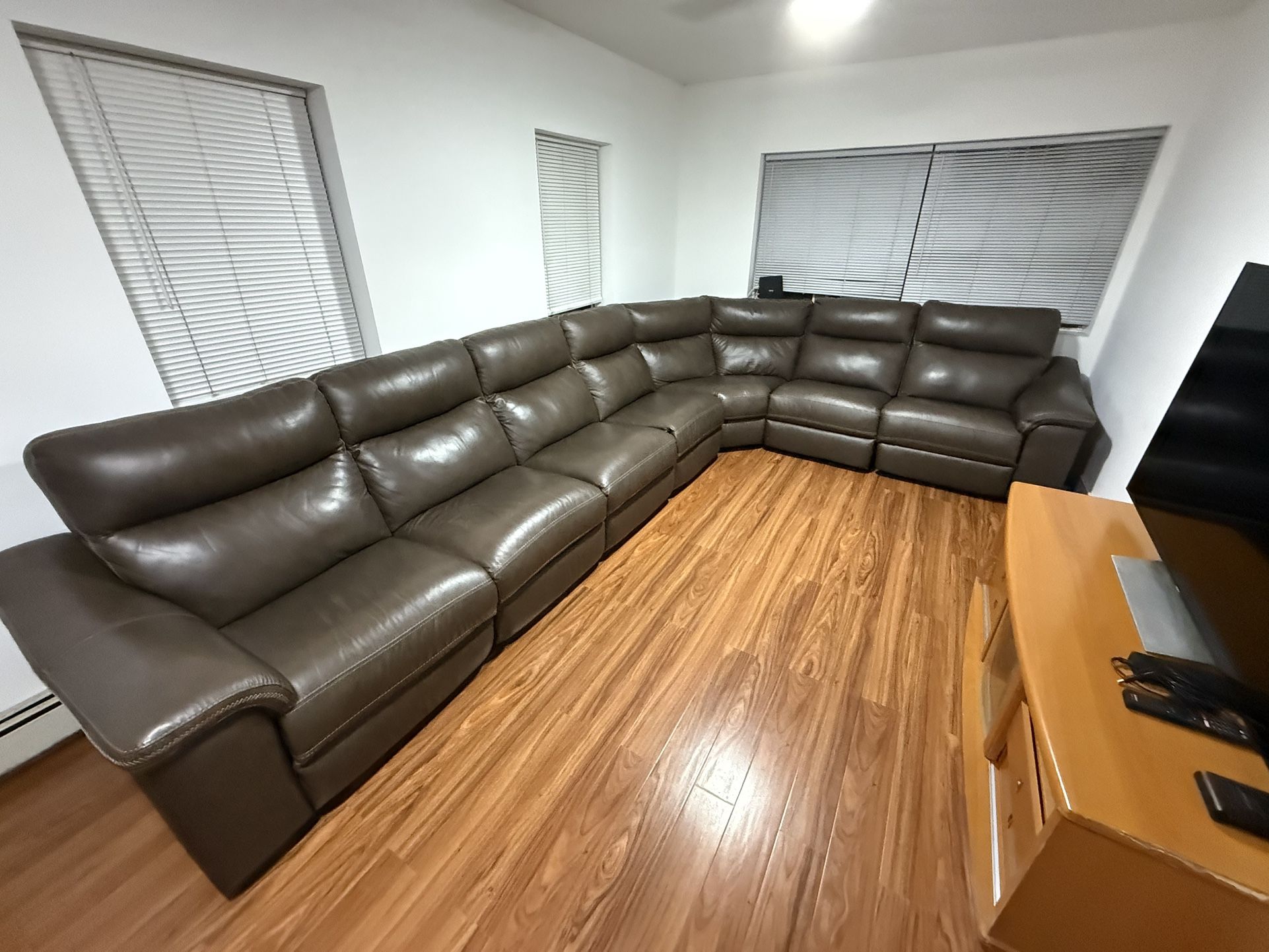 Leather Sectional Sofa Set