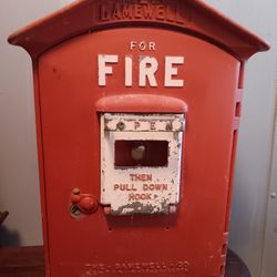 Antique - GAMEWELL CO. - FIRE ALARM STATION