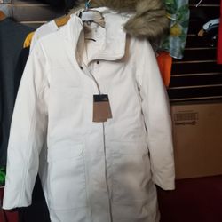 Size Small Woman's Norface Future Coat