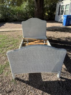 Vintage Pottery Barn Bed Frame White Wicker Twin Bed 