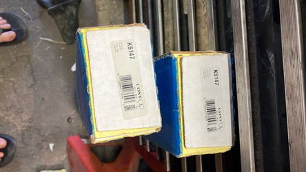 Moog K6147 lower control arm shafts