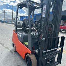 Forklift Toyota 