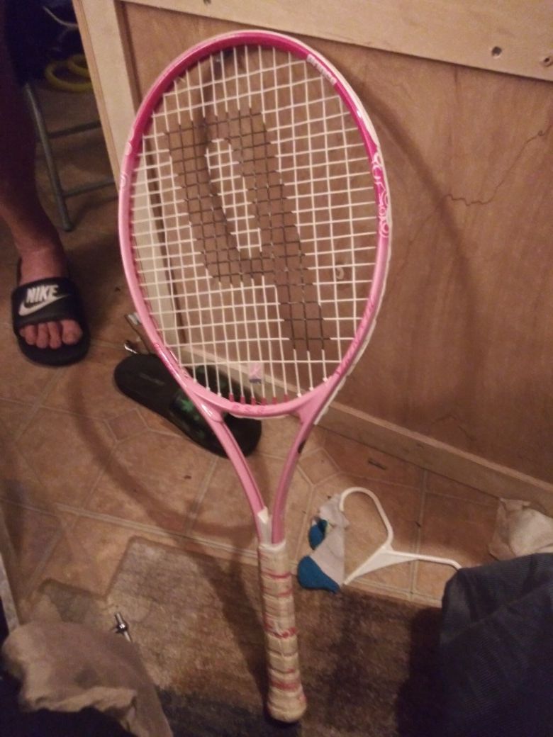 Penn tennis racket