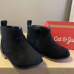 NEW!!! Girls Boots!!! Size 5T