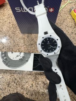 Royal Pop Swatch AP