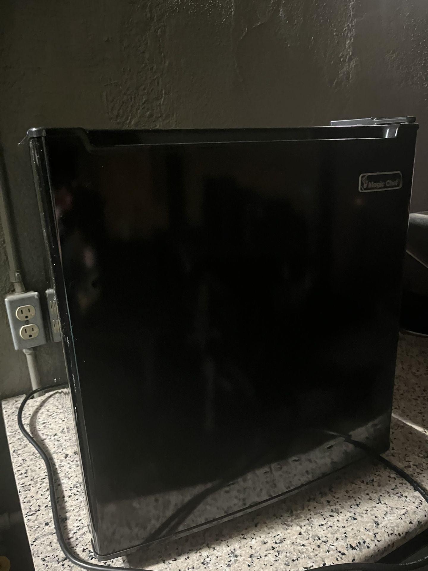 Magic Chef Mini Fridge