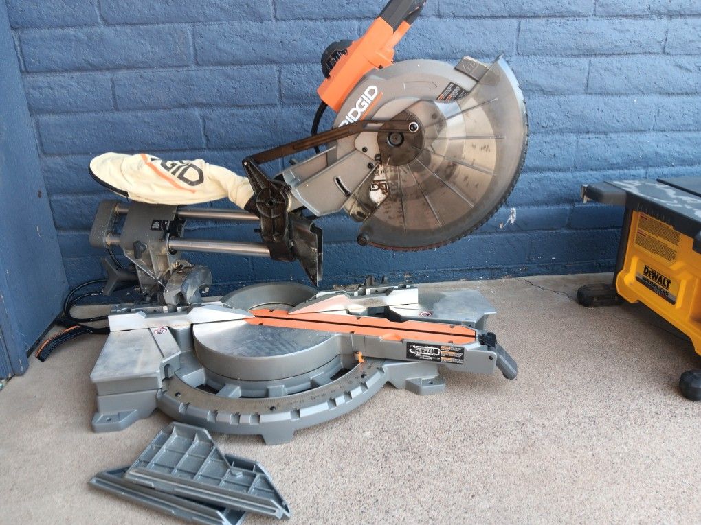 SLIDING MITER SAW 12"
