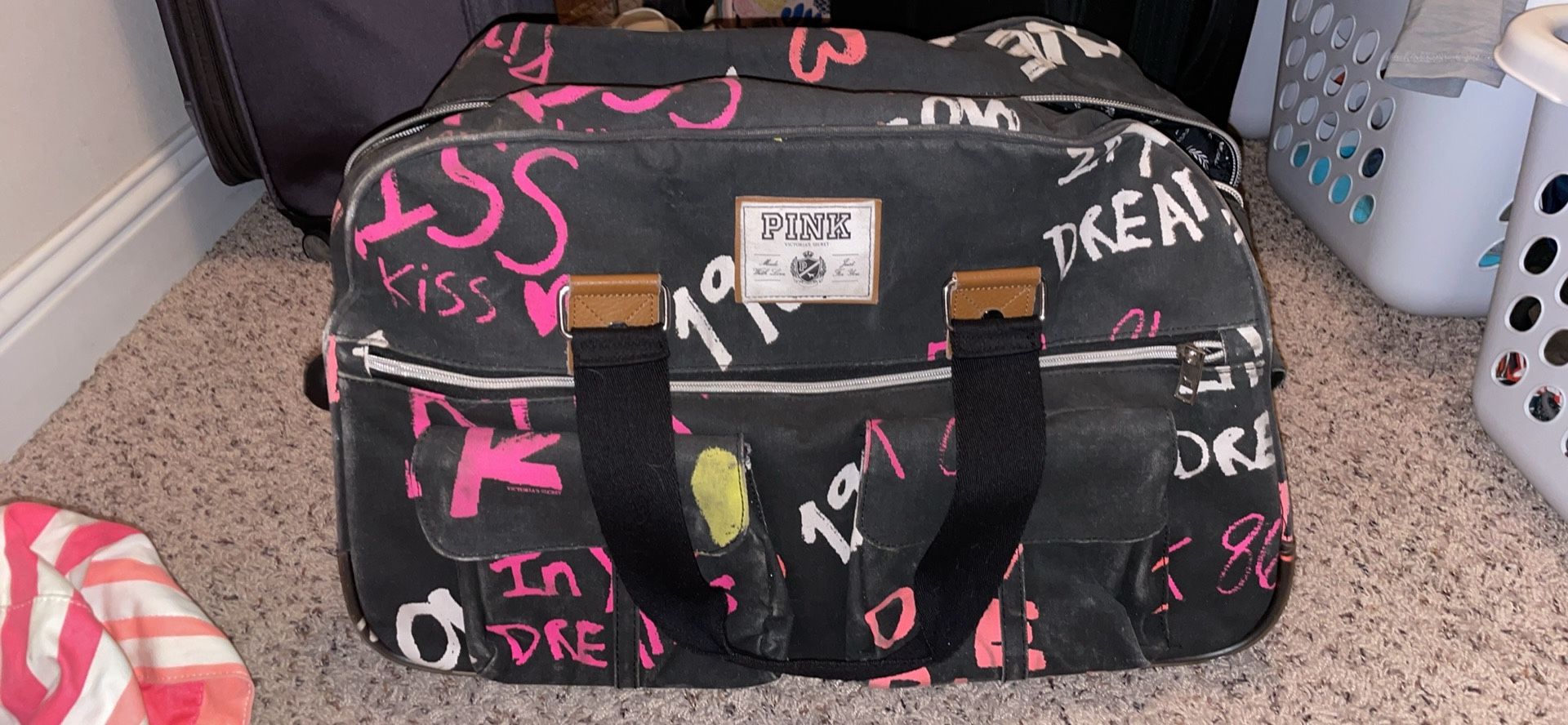 VS Rolling Duffle