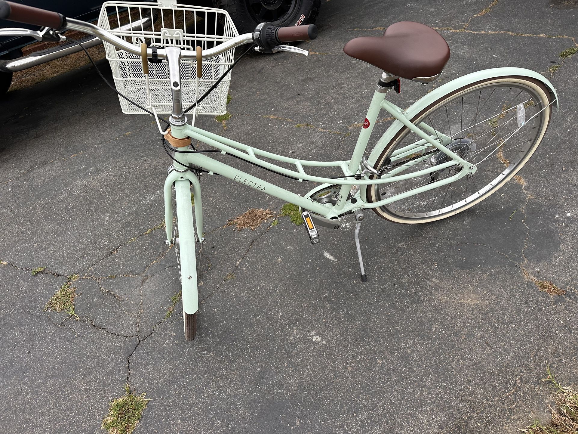 Electra Seafoam Loft Bike