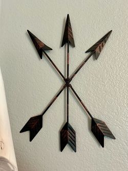 Iron Arrow Hanging Wall Art