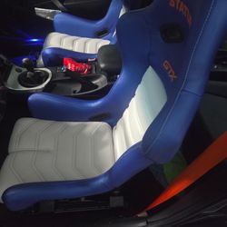 Status: GTX, Car Seats, Color: Blue, Orange, White, 