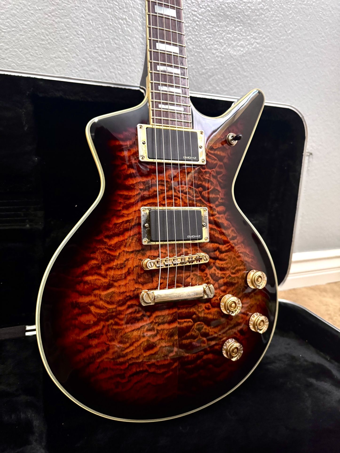 Dean Cadillac Guitar