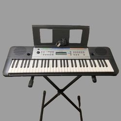 Yamaha 61 Key Keyboard Piano
