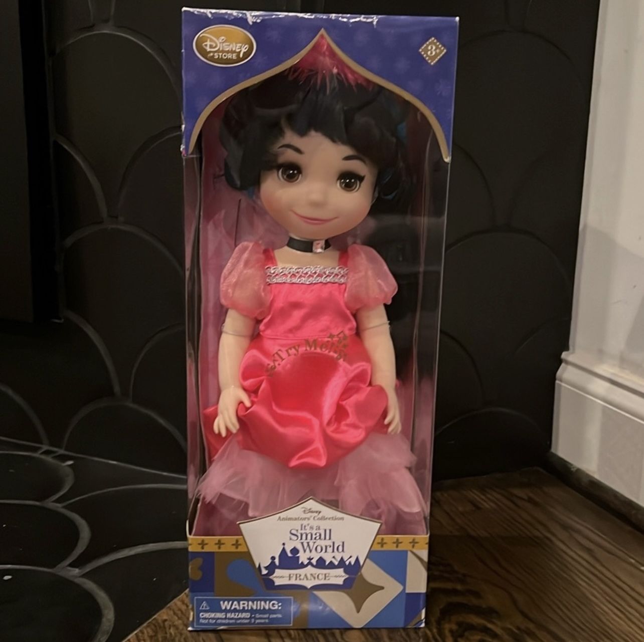 NEW IN BOX! "DISNEY" Animators' Collection It's A Small World FRANCE DOLL