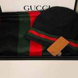 Unisex Hat And Scarf 