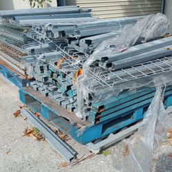 Wire Pallet Rack Panels and Brackets
