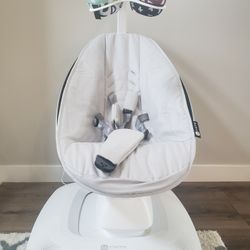 4moms MamaRoo Multi-Motion Baby Swing, Bluetooth Enabled with 5 Unique Motions