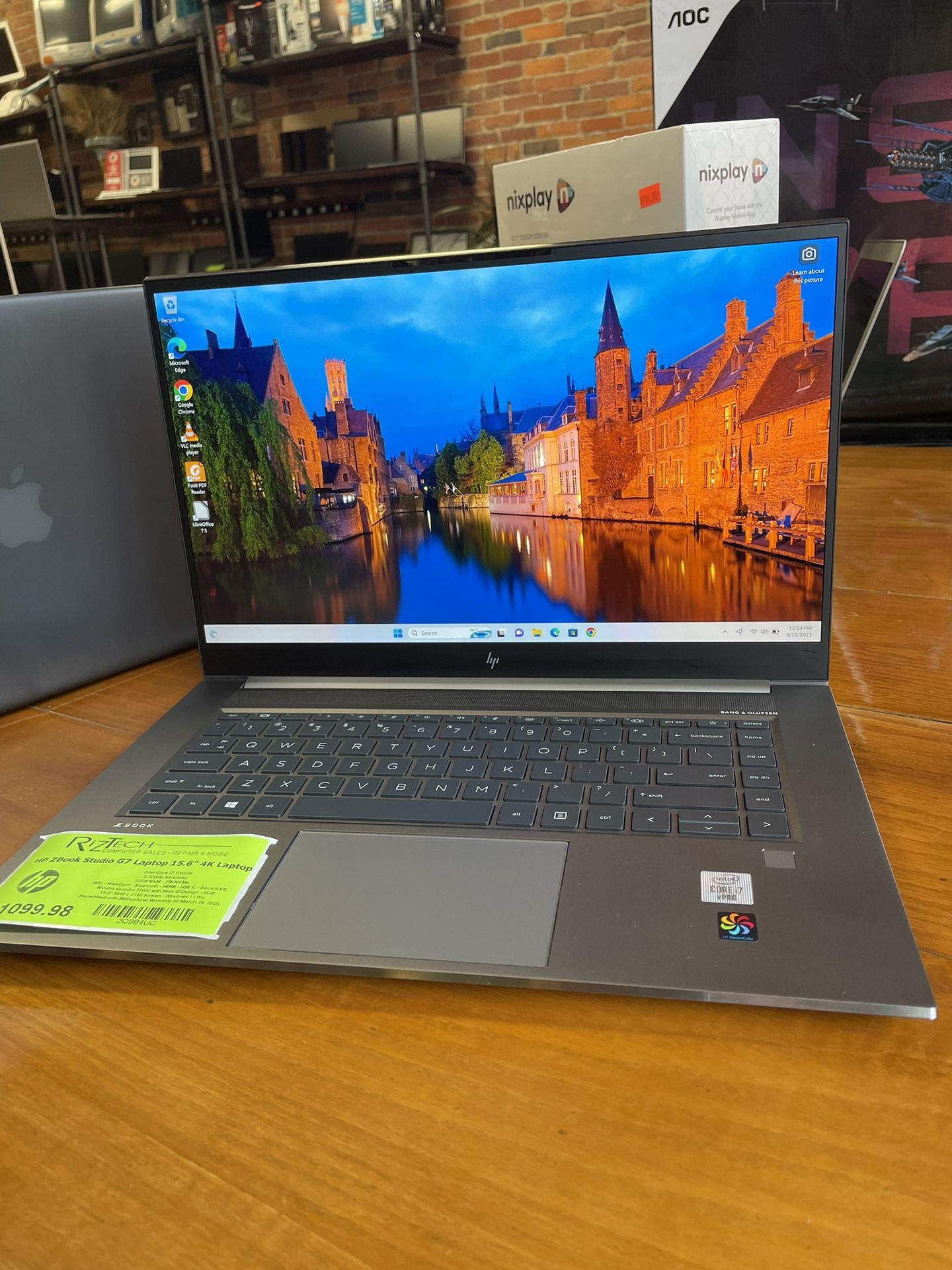 HP ZBook Studio G7 4K Laptop i7-10 2.70 Six-Core 32GB RAM 2TB SSD 4GB GPU W11Pro 15.6β 3840x2160 Screen