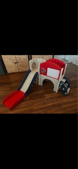 Toy slide for toddlers
