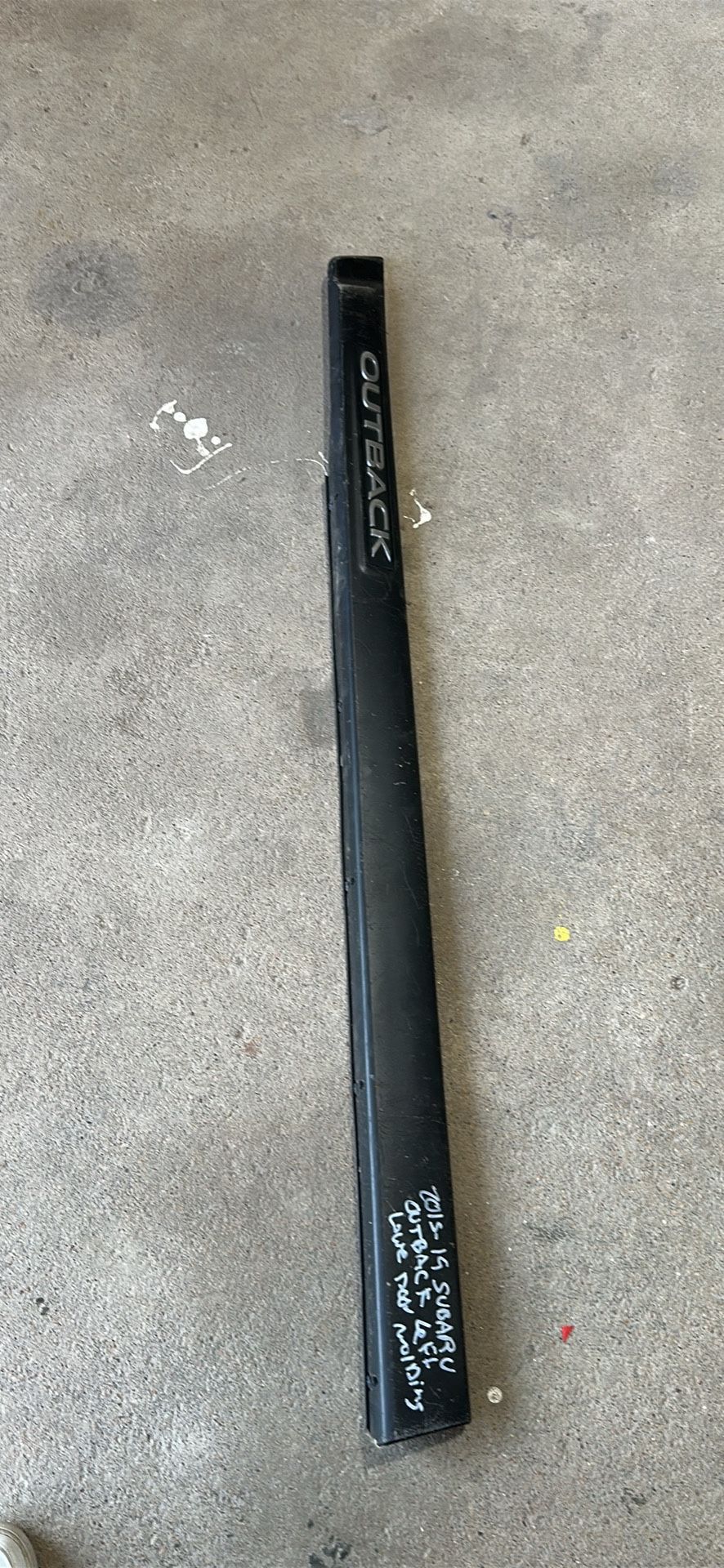 2015-2019 SUBARU OUTBACK LEFT SIDE LOWER DOOR MOLDING FACTORY OEM