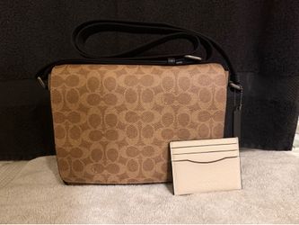 Coach Men Flap Crossbody Large With Card Holder