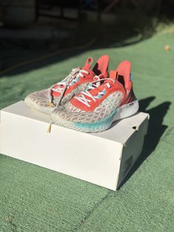 Curry Basketball Shoes