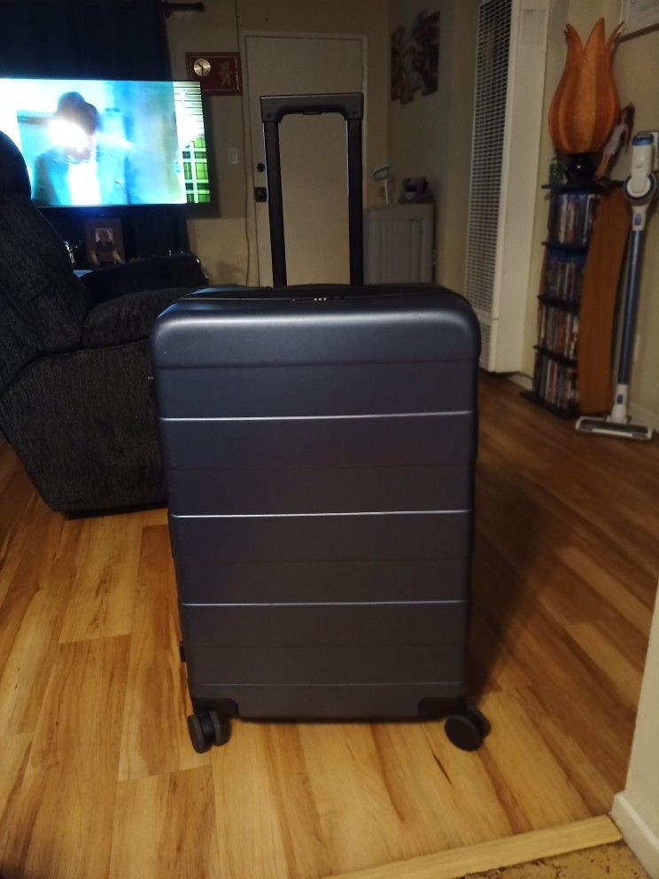 TRAVEL SUIT CASE