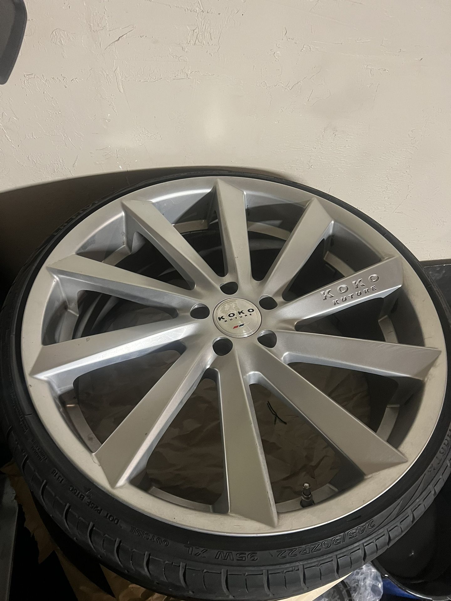 22” Koko Kuture Wheels