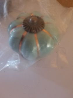 Porcelain door knobs