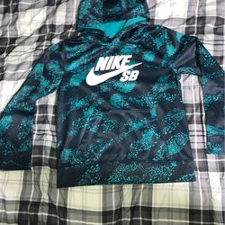 Nike SB hoodie- Boys Size 10-11