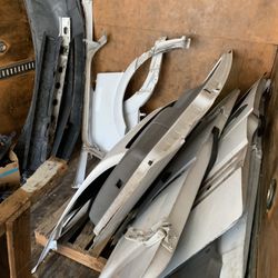 MERCEDES SPRINTER PARTS 2008-2013 $400