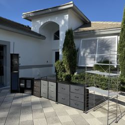 Dressers & Bathroom Storage (6) Items BO Takes Them