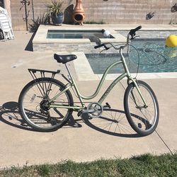 Townie Electra 7D Bike For Sale 7 Speed Hand Brakes Shimano 26” Tires