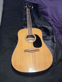Mitchell D120 Acoustic Guitar