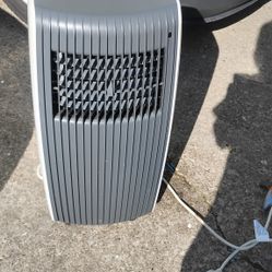 8000 BTU Portable Air Conditioner 