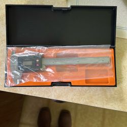 Fowler Electronic Digital Caliper